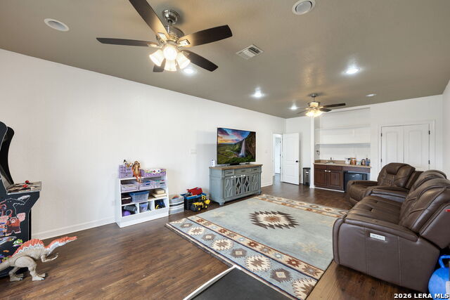 Image 32 of 49 For 31621 Retama Rdg