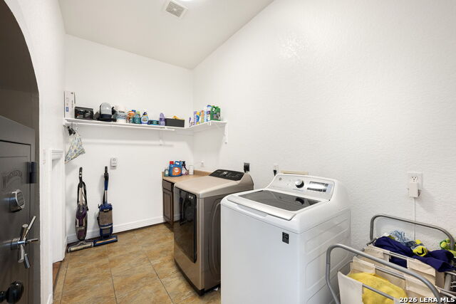 Image 35 of 49 For 31621 Retama Rdg