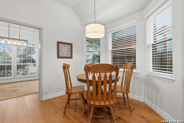 Image 10 of 39 For 24934 Crescent Trce