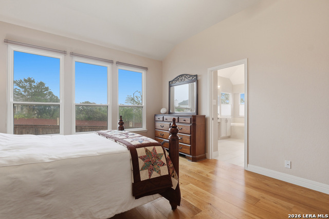 Image 15 of 39 For 24934 Crescent Trce