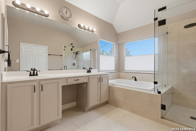 Image 17 of 39 For 24934 Crescent Trce