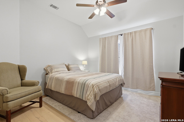 Image 19 of 39 For 24934 Crescent Trce