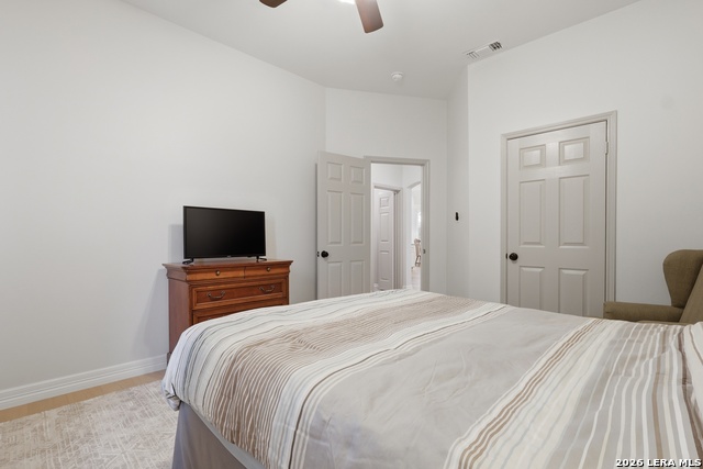 Image 20 of 39 For 24934 Crescent Trce