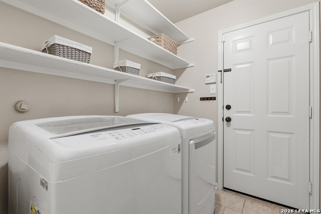 Image 27 of 39 For 24934 Crescent Trce