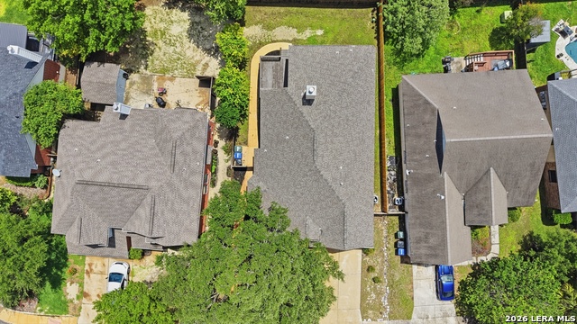 Image 35 of 39 For 24934 Crescent Trce