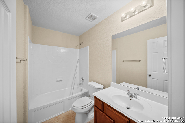 Image 21 of 26 For 3113 Muntjac