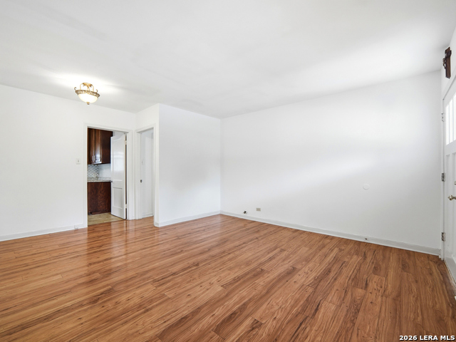 Image 13 of 28 For 1311 Rosewood Ave W