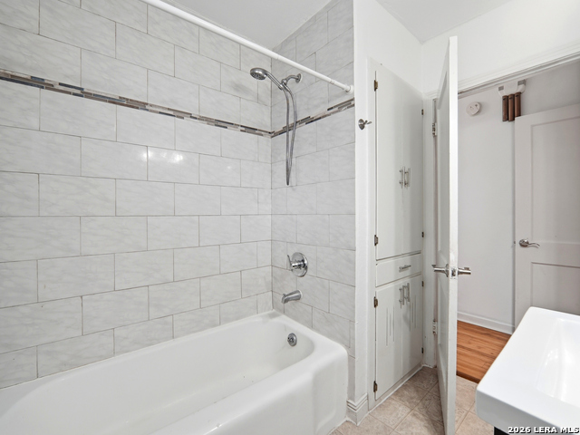 Image 20 of 28 For 1311 Rosewood Ave W