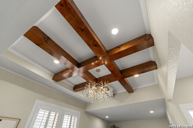 Image 14 of 63 For 617 Guenther E