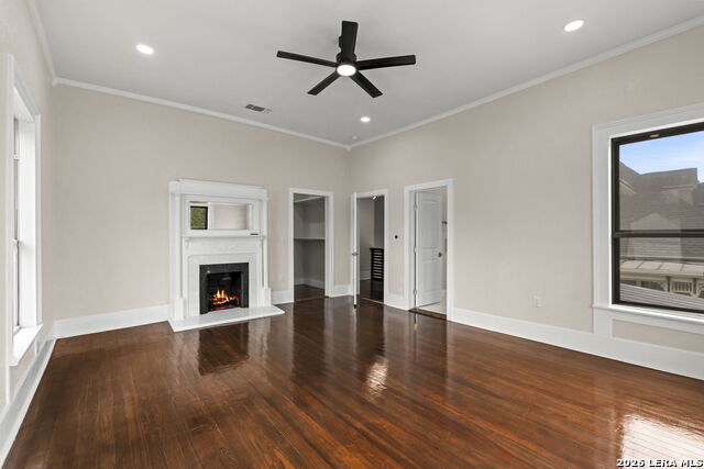 Image 32 of 63 For 617 Guenther E