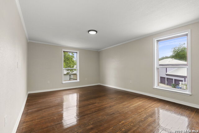 Image 41 of 63 For 617 Guenther E