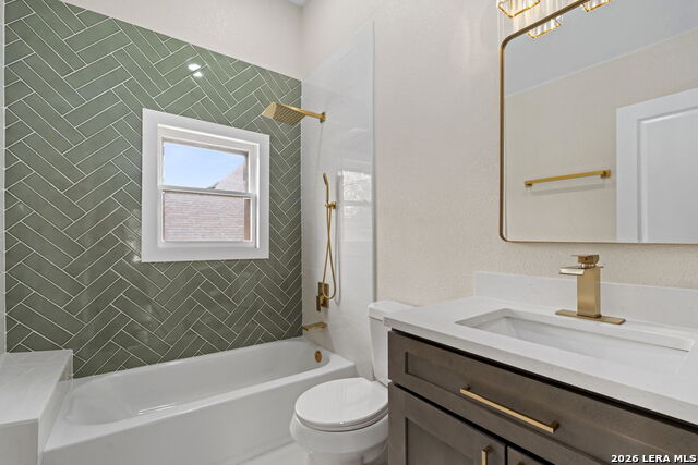 Image 42 of 63 For 617 Guenther E