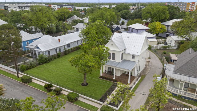 Image 47 of 63 For 617 Guenther E