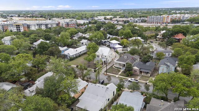 Image 56 of 63 For 617 Guenther E