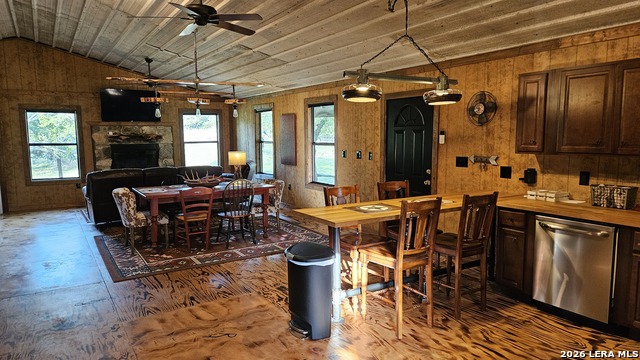 Listing photo id 44 for 11695 County Road 350