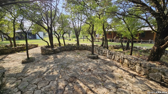 Listing photo id 3 for 11695 County Road 350