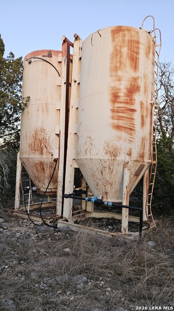 Listing photo id 61 for 11695 County Road 350