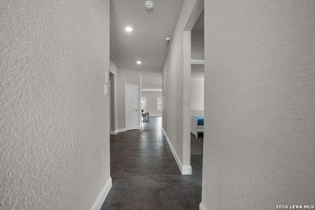 Image 21 of 26 For 10306 Midsummer Mdw