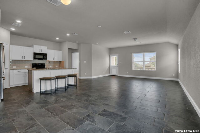 Image 4 of 26 For 10306 Midsummer Mdw