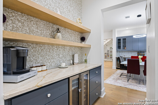 Image 38 of 83 For 10206 Kendall Cyn