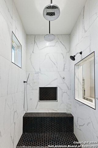 Image 49 of 83 For 10206 Kendall Cyn