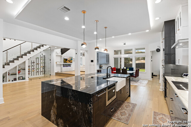 Image 8 of 83 For 10206 Kendall Cyn