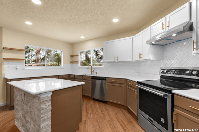 Image 17 of 44 For 10802 Winter Creek