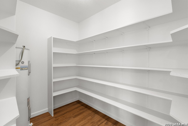 Image 19 of 44 For 10802 Winter Creek