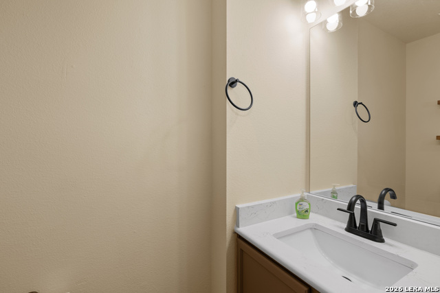 Image 20 of 44 For 10802 Winter Creek