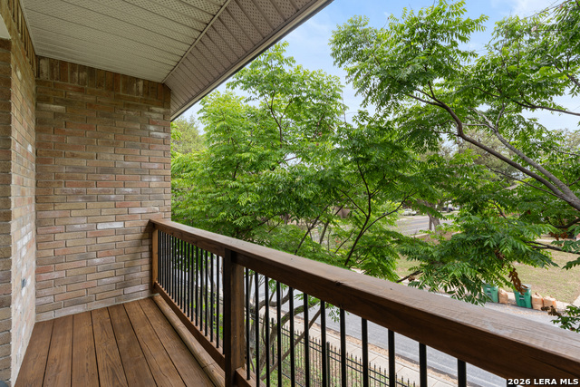 Image 23 of 44 For 10802 Winter Creek