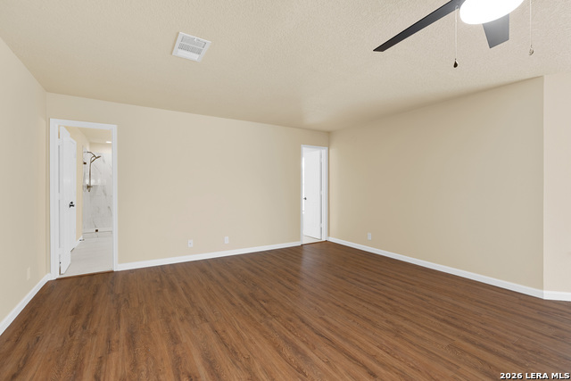 Image 26 of 44 For 10802 Winter Creek