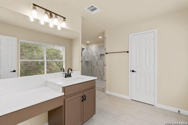 Image 27 of 44 For 10802 Winter Creek