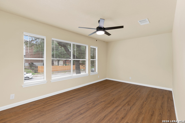 Image 33 of 44 For 10802 Winter Creek