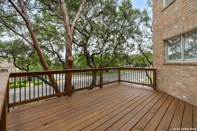 Image 35 of 44 For 10802 Winter Creek