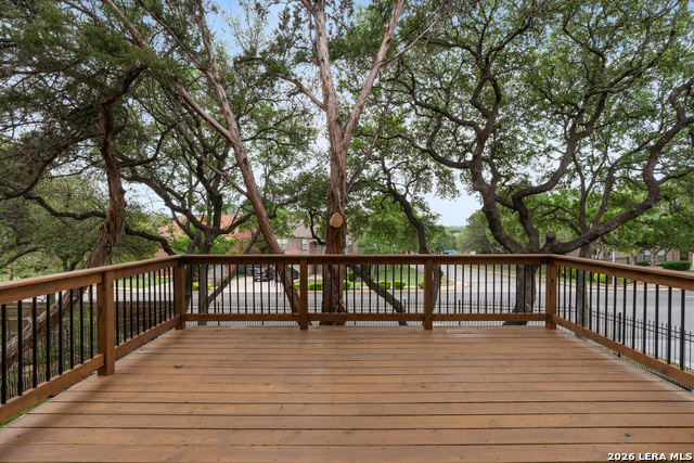 Image 37 of 44 For 10802 Winter Creek