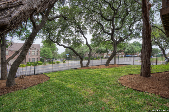 Image 38 of 44 For 10802 Winter Creek