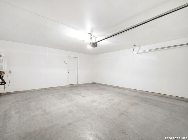 Image 12 of 13 For 8027 Serro Medina