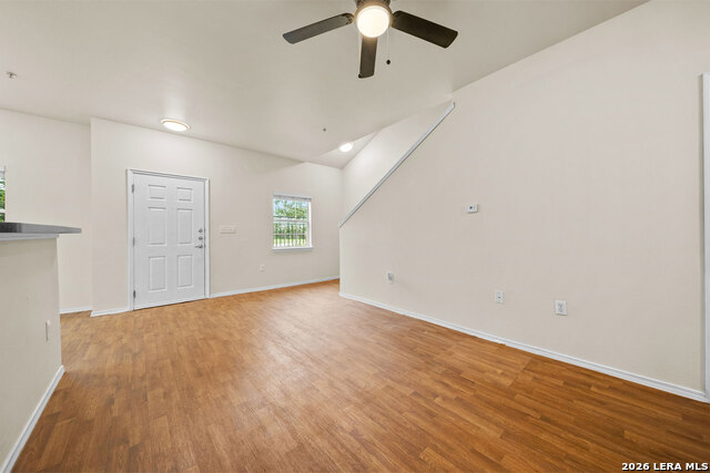 Image 13 of 41 For 1000 Diamond Dr