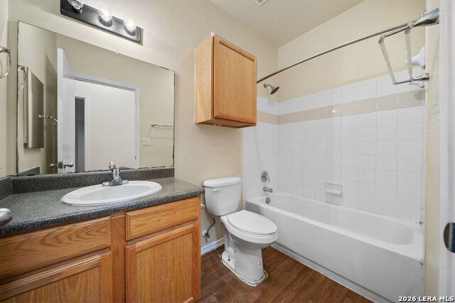 Image 17 of 41 For 1000 Diamond Dr