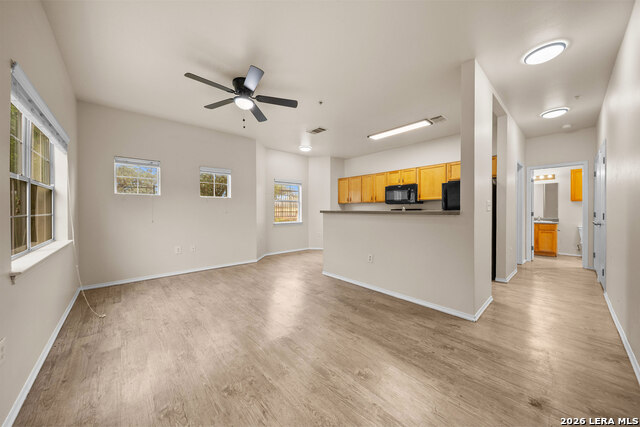 Image 25 of 41 For 1000 Diamond Dr