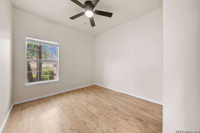 Image 31 of 41 For 1000 Diamond Dr