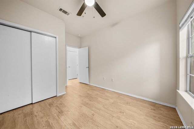 Image 32 of 41 For 1000 Diamond Dr