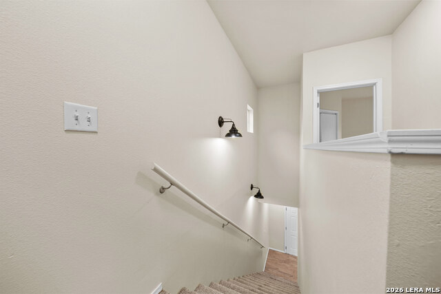 Image 41 of 41 For 1000 Diamond Dr