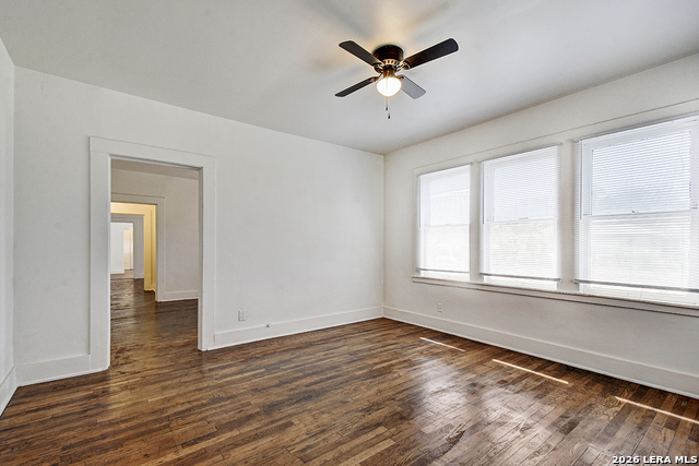 Image 16 of 31 For 3314 Perez  