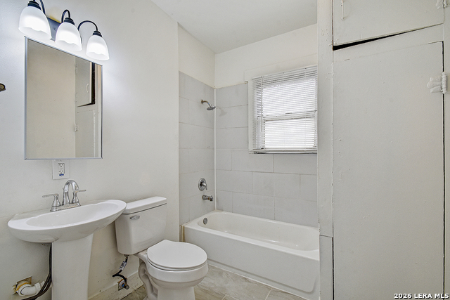 Image 20 of 31 For 3314 Perez  