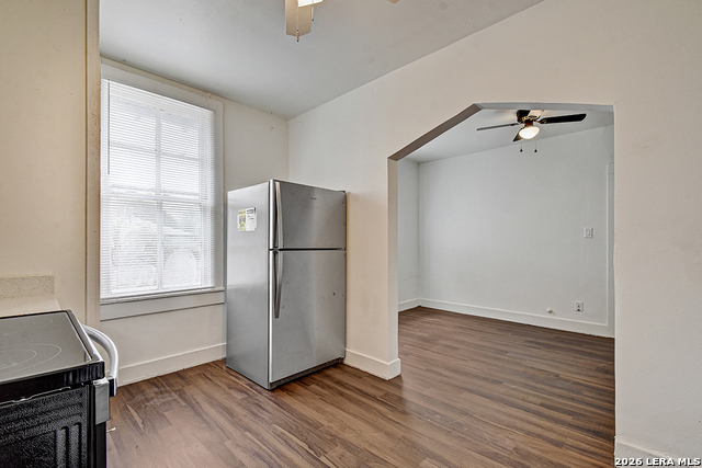 Image 27 of 31 For 3314 Perez  