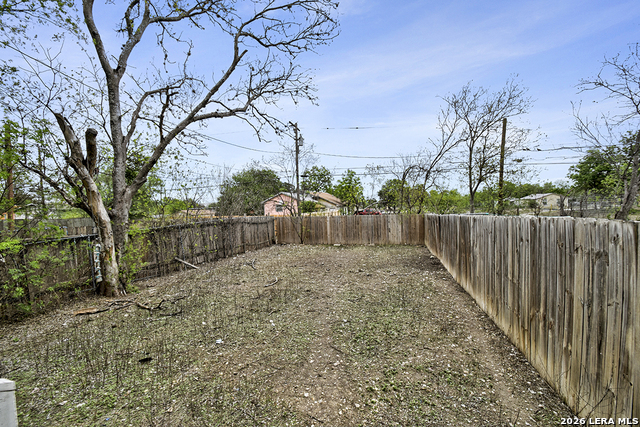 Image 28 of 31 For 3314 Perez  