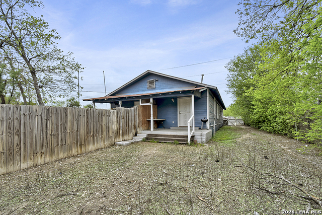 Image 29 of 31 For 3314 Perez  