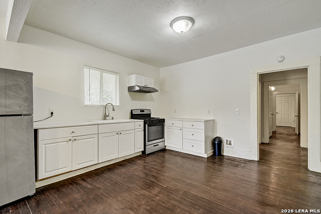 Image 6 of 31 For 3314 Perez  