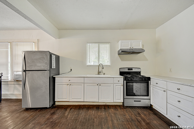 Image 7 of 31 For 3314 Perez  